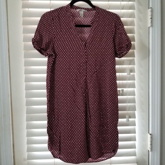 H&M Dresses & Skirts - H&M / 2 / Red and White Dress